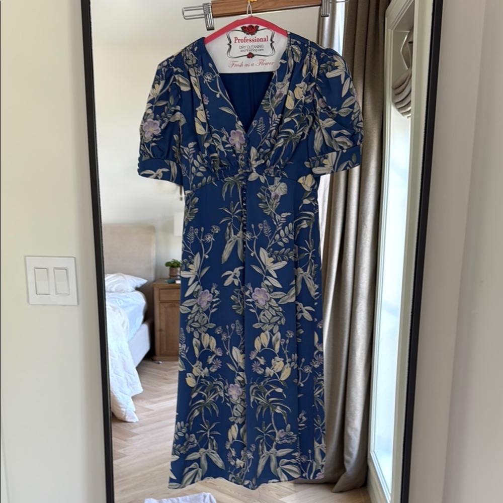 Gal Meets Glam Blue Cream Puff Sleeve Midi Dress